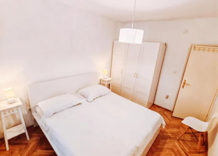 Filip&matej - Near Old Town * 特罗吉尔